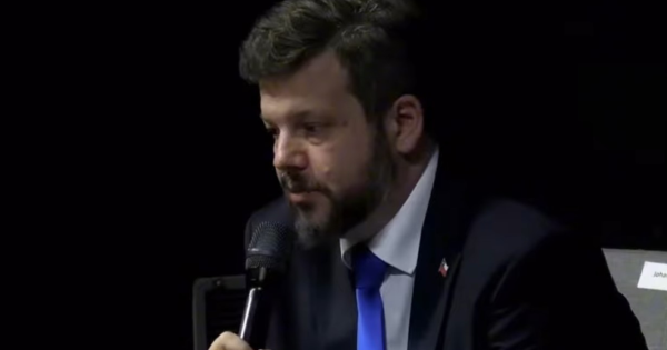 [VIDEO] Johannes Kaiser señala que el estallido social fue una “intentona golpista” en contra de Piñera.