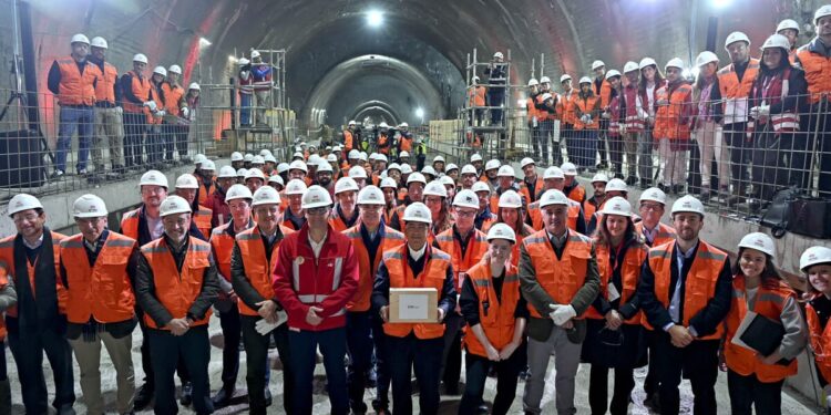 EtMday 2025 y Metro fomentan la innovación en Chile.