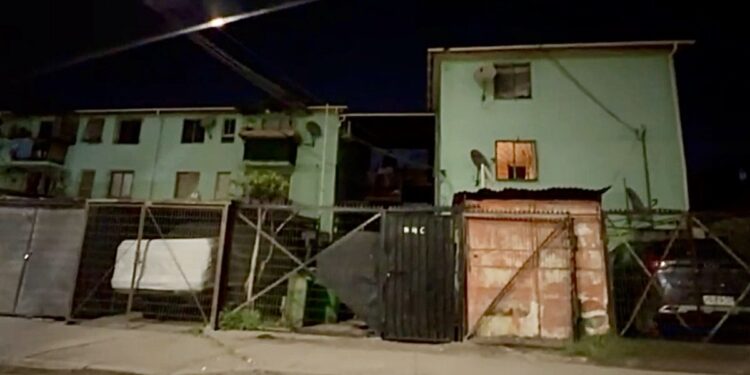 Adolescente es abatido a balazos en Renca: se sospecha de rencillas sentimentales con el agresor.