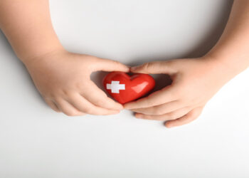 Hospital Roberto del Río progresa en el tratamiento de cardiopatías congénitas.