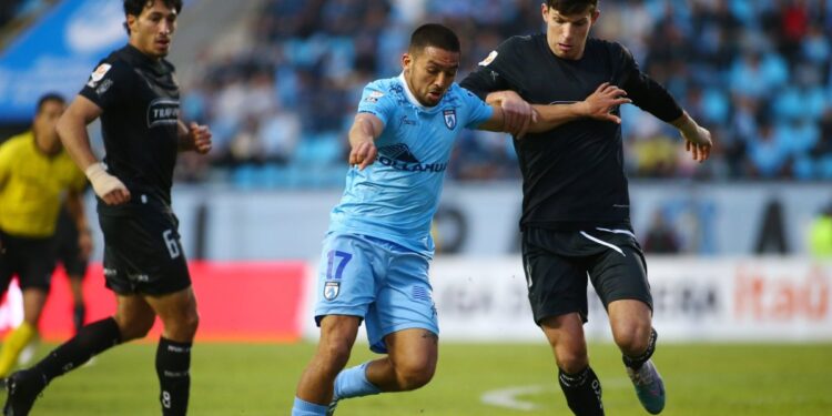 César González y la difícil situación de D. Iquique: «No entiendo por qué el equipo ha cambiado tanto en un año.»