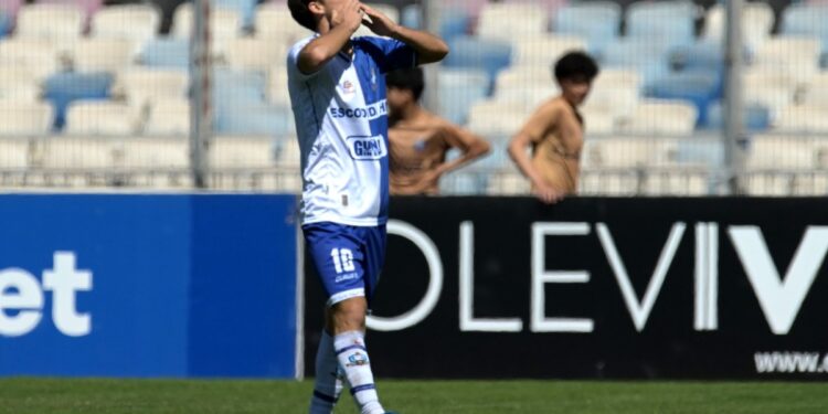 Primera B: Antofagasta venció con contundencia a Cobreloa y evitó que los loínos alcanzaran el liderato.