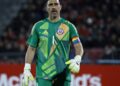 El futuro de Claudio Bravo: El portero no descarta asumir un rol en Colo Colo después de retirarse del fútbol.