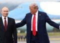 Trump se reúne con Putin en una base aérea en Alaska.