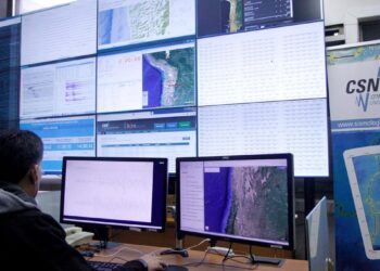 Un sismo de mediana intensidad con epicentro en Quintero alertó a la zona central.