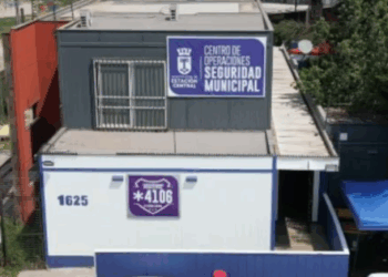 Ataque a una base municipal en Estación Central: están indagando una posible venganza.