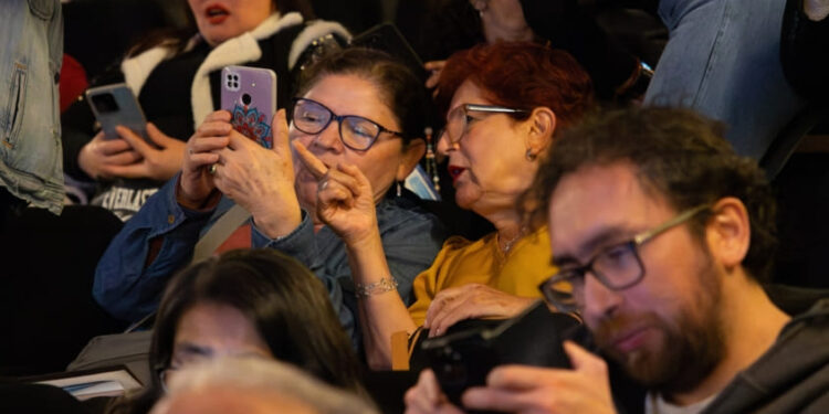 Peñalolén cuenta con Ventanilla Única Social para acceder a beneficios del Estado.