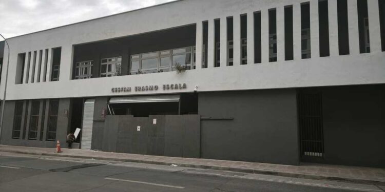Anuncian que se abrirá el CESFAM Erasmo Escala en Santiago.