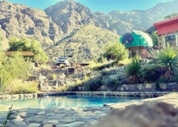 Emprendedoras de turismo de la RM se formaron en Inteligencia Artificial para darle un impulso a sus negocios y al liderazgo femenino en el rubro.