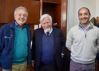 El Diputado Roberto Celedón y el Seremi de Transporte discuten el Plan de Ciclo-rutas y las mejoras al transporte público en Curicó.