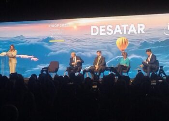 Candidatos presidenciales de la oposición comentan sus propuestas de empleo en ICARE.