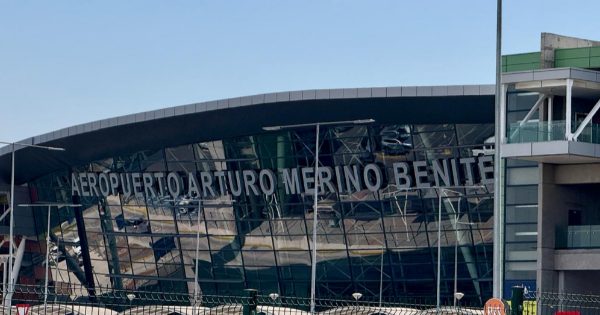 [VIDEO] Nuevo Terminal Nacional del Aeropuerto de Santiago ya lleva un 99% de avance