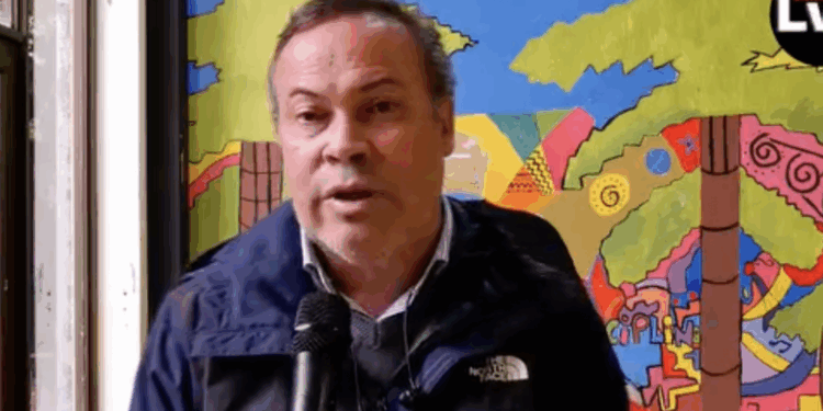 Suspendido director de Educación, Alejandro Durán, presenta demanda contra la municipalidad por $60 millones – LAVOZDEPUCON.