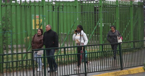 Estudio de Data Influye: aumentan las críticas al voto migrante y se acortan las preferencias presidenciales.