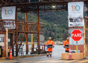 Codelco asegura que ya se sabe dónde están los trabajadores que desaparecieron en el derrumbe de la mina El Teniente.