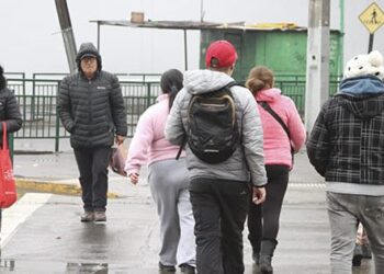 Ipsos: La desigualdad es un tema que preocupa en Chile, pero está bajando el apoyo a soluciones más contundentes.