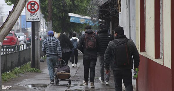 Claves Ipsos: El 72% se siente vulnerable ante una enfermedad grave y el 47% critica la atención a tiempo.