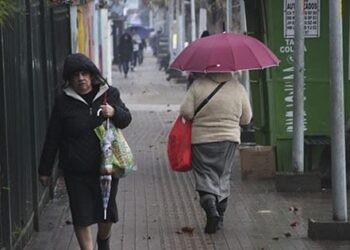 Colina se alista para posibles tormentas eléctricas este viernes.