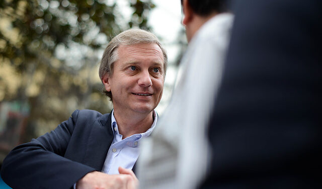 José Antonio Kast intenta calmar las críticas a su propuesta «Chao préstamo».