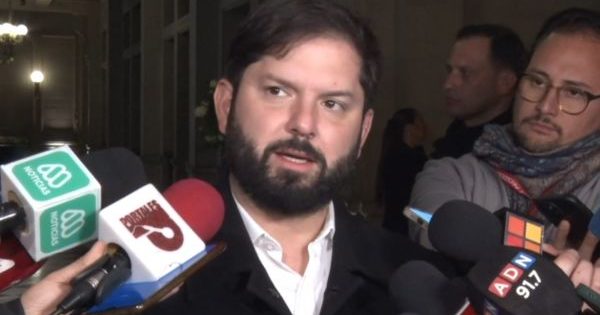 [VIDEO] Boric responde a las críticas por el nombramiento de Grau en Hacienda: “No estoy acá para agradar a la derecha”