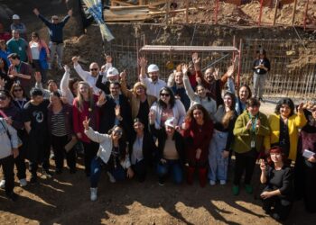 Se coloca la primera piedra del proyecto habitacional Las Perdices.