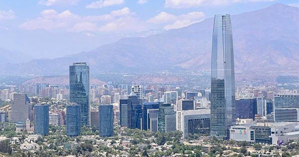 Gobierno afirma que la RM tiene aire más limpio: la exposición a la contaminación bajó 66% en diez años.