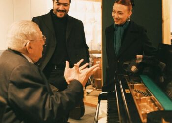 Catalina y Las Bordonas versionan «Sufrir» junto a Valentín Trujillo.