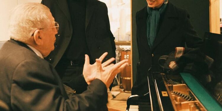 Catalina y Las Bordonas versionan «Sufrir» junto a Valentín Trujillo.