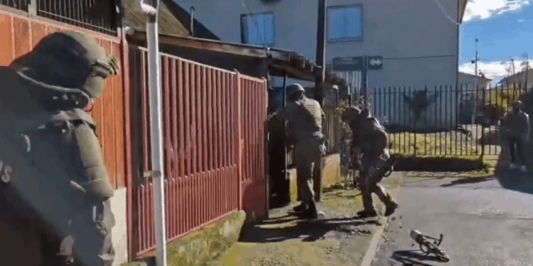 Detienen a dos personas en allanamiento realizado en Chimbarongo por parte de OS-7 Cachapoal.