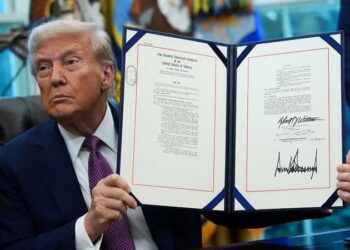 Trump firmó una orden ejecutiva para renombrar el Departamento de Defensa como «Departamento de Guerra».