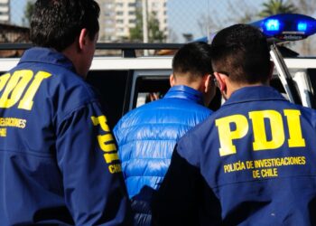 Detienen al último miembro de la banda que robó y agredió sexualmente a residentes de una vivienda en Reñaca: el delincuente tiene 15 años.