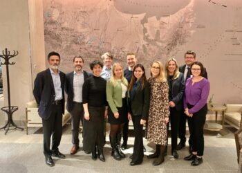 Chile se proyecta hacia el futuro del hidrógeno verde junto a expertos