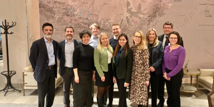 Chile se proyecta hacia el futuro del hidrógeno verde junto a expertos