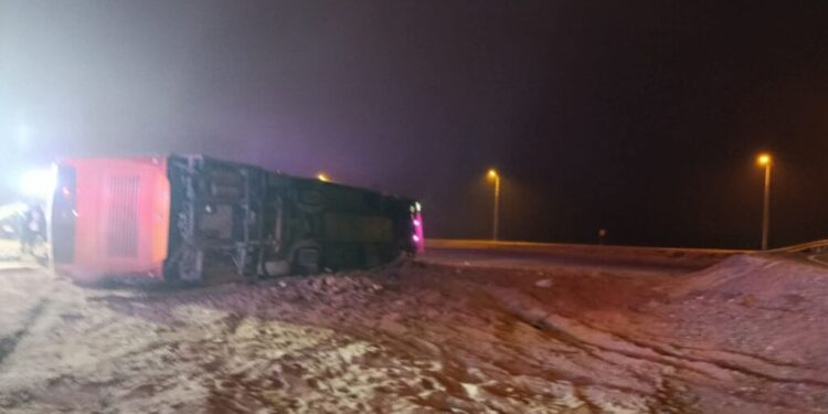 Conductor bajo efectos de drogas: volcamiento de bus en Copiapó causó tres muertes.