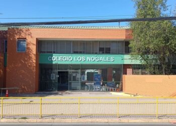Puente Alto renueva el Colegio Los Nogales con el programa Chile Pinta 2025.