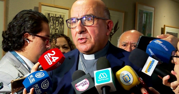 Arzobispo Chomali se pronuncia sobre proyecto de eutanasia: «No es un procedimiento médico, es un final de vida».