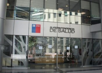 Superintendencia de Salud instruye a Isapres a extender la cobertura para consultas con nutricionistas.