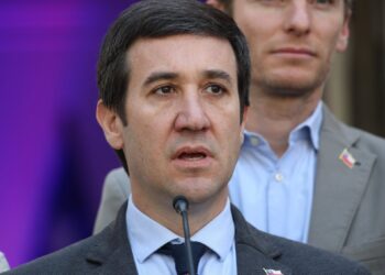 Presidente de la UDI reafirma que el Gobierno esconde la verdadera deuda del Estado: «Han actuado con gran irresponsabilidad».