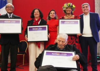 Premio Margot Loyola 2025 distingue a reconocidas personalidades de la cultura popular chilena.