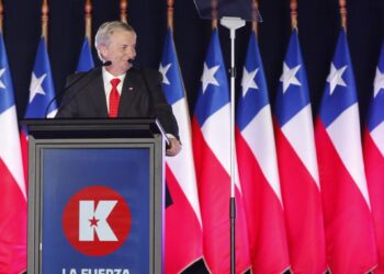 José Antonio Kast presenta un plan para «eliminar el terrorismo» y restaurar La Araucanía.