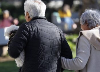 Fondo responsable del seguro social destinó $127 millones en salarios para 12 funcionarios en su primer mes de operación.