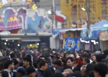 Ministerio de Salud advierte que la circulación viral se mantiene alta y exhorta a tomar precauciones en las aglomeraciones de Fiestas Patrias.