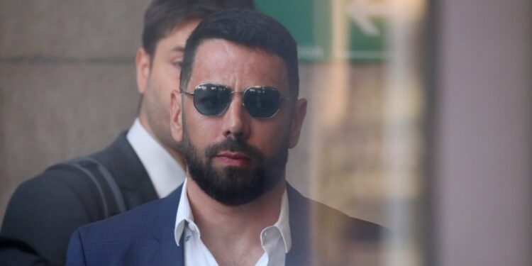 CMF sanciona a Rodrigo Topelberg por proporcionar información falsa sobre la situación financiera de STF Capital.