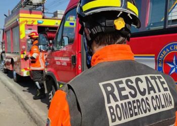 Explosión de batería de litio causa emergencia en colegio de Chicureo