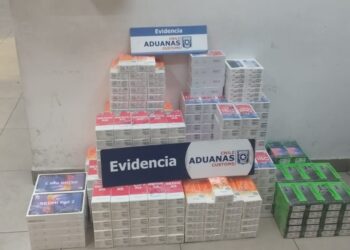 Descubren un millonario contrabando de teléfonos celulares, tabletas y cargadores hacia Bolivia.