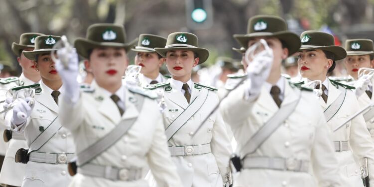 Providencia celebró el 18 con un desfile y varias fondas.