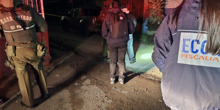 Tenso drama familiar en Chiguayante: Dos hermanos baleados y madre desaparecida, investigan posible parricidio.