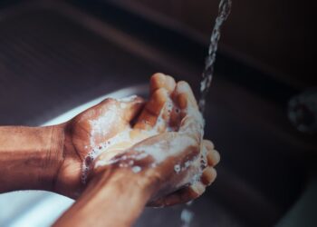 ¡A celebrar con cuidado: evitemos intoxicaciones en las fiestas!