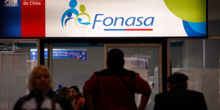 Fonasa mejora su cobertura y acelera la reducción de listas de espera después de tres años de Copago Cero.
