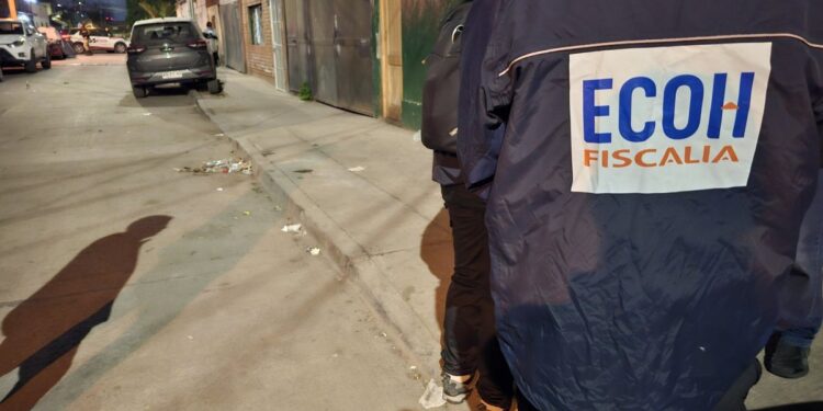 Hombre venezolano en estado grave tras ser atacado a balazos en Estación Central.